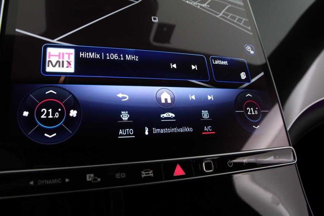 MERCEDES-BENZ EQE 2023