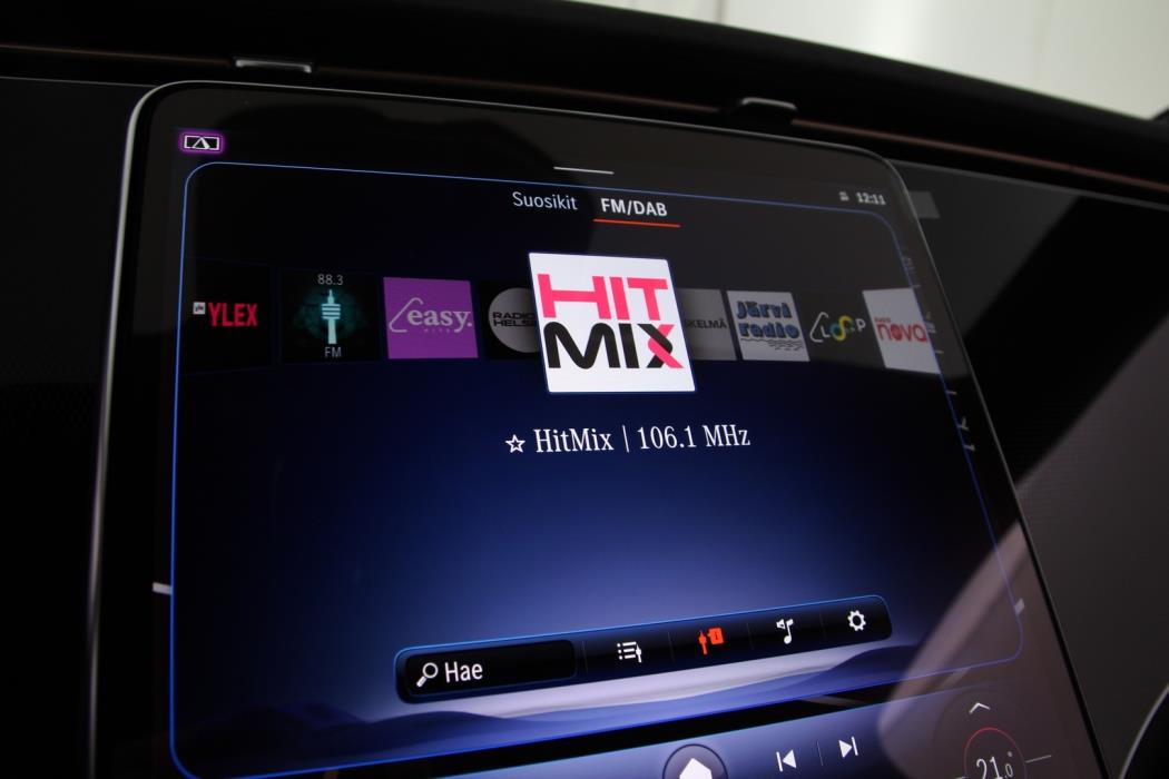 MERCEDES-BENZ EQE 2023