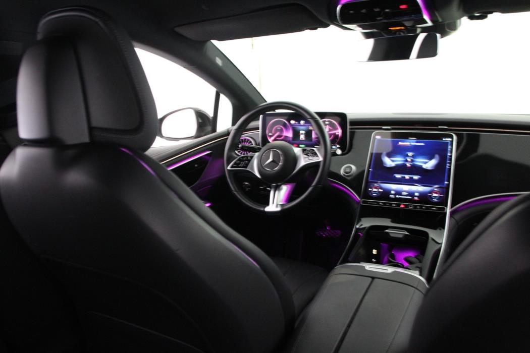 MERCEDES-BENZ EQE 2023