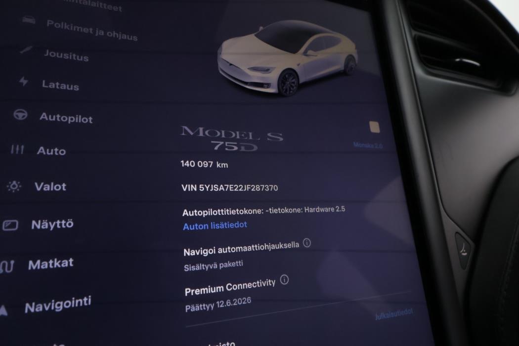 TESLA Model S 2018