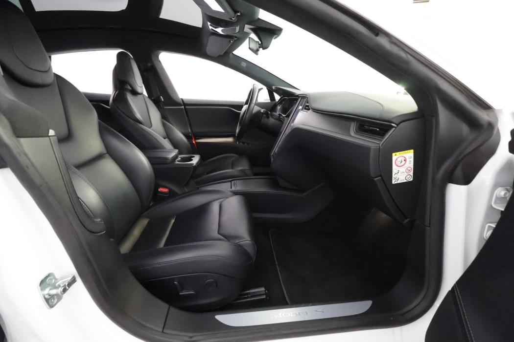 TESLA Model S 2018