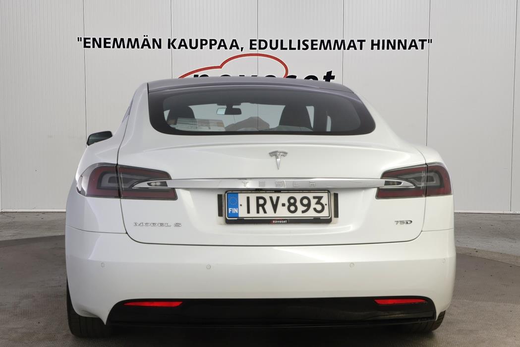 TESLA Model S 2018