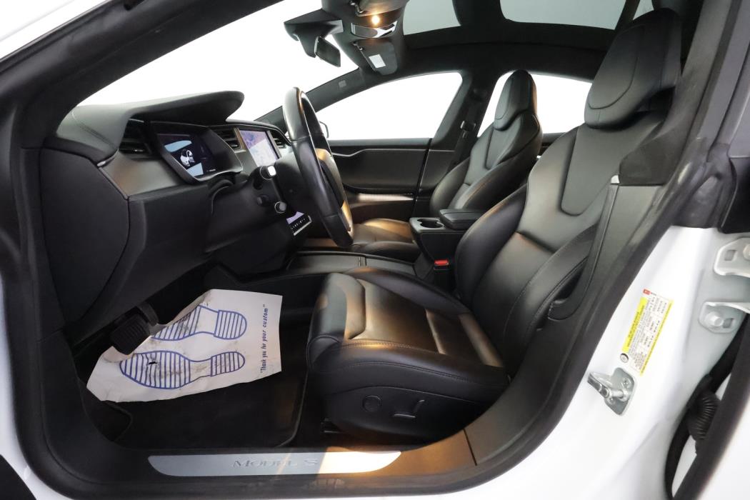 TESLA Model S 2018