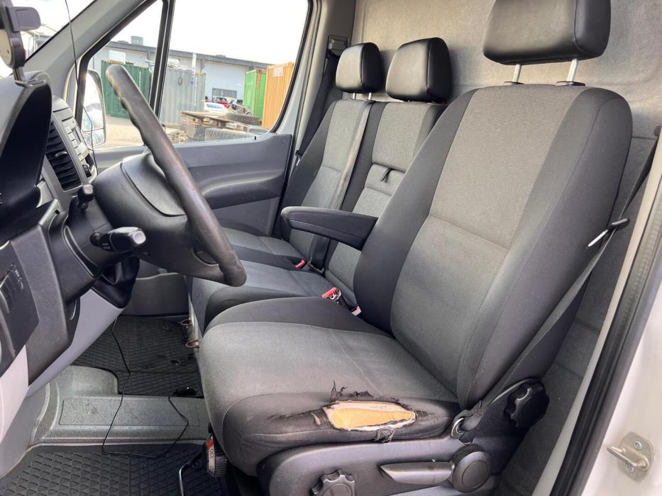 VOLKSWAGEN Crafter 2016