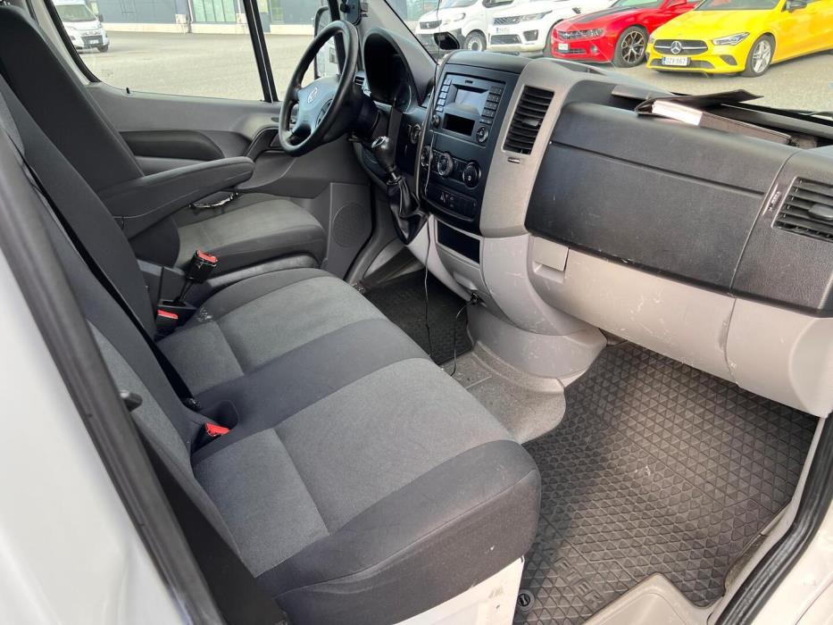 VOLKSWAGEN Crafter 2016