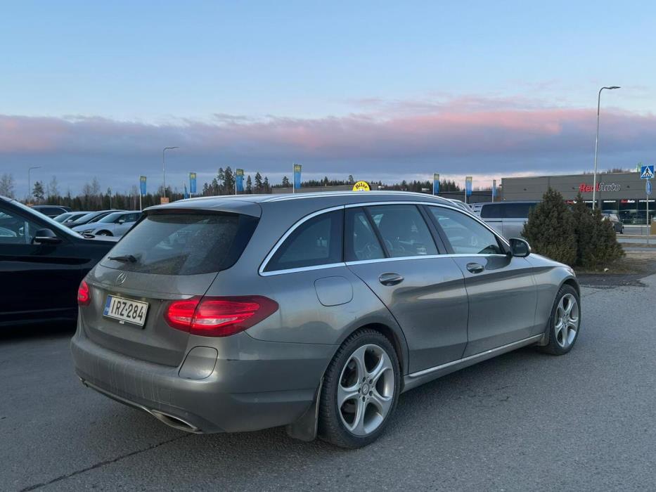 MERCEDES-BENZ C 2016