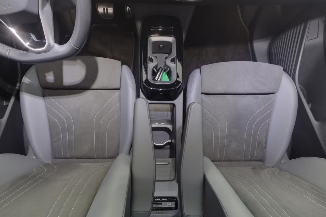 VOLKSWAGEN ID.5 2024