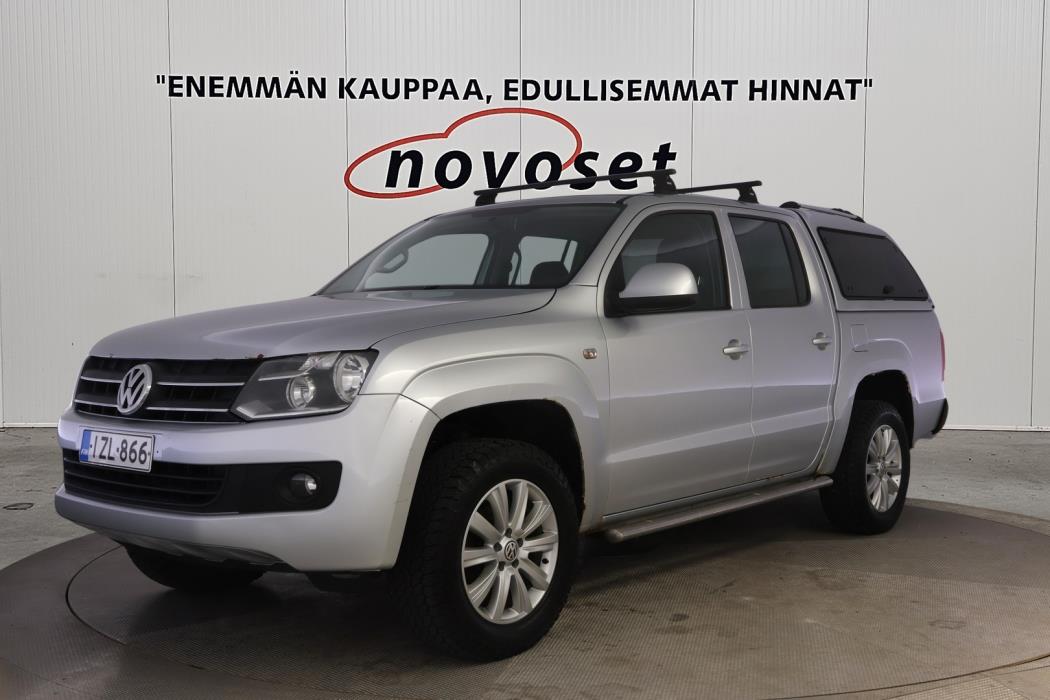 VOLKSWAGEN Amarok 2012