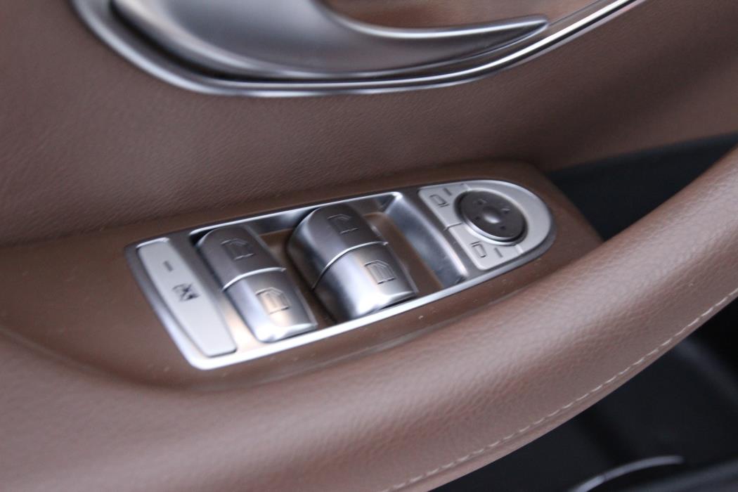 MERCEDES-BENZ E 2018