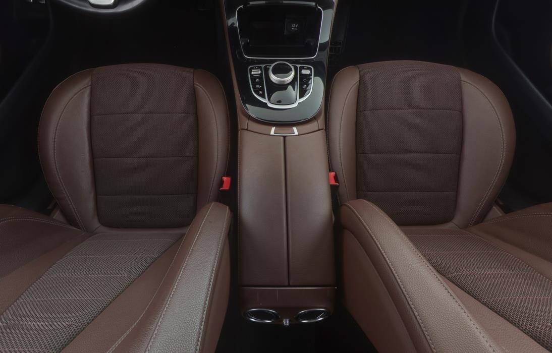 MERCEDES-BENZ E 2018