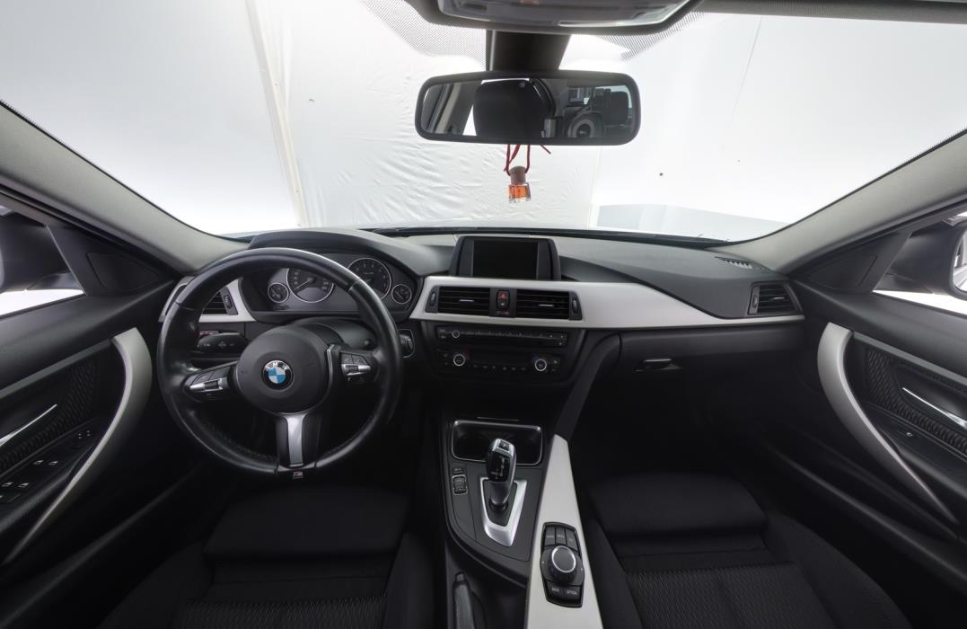 BMW 320 2014