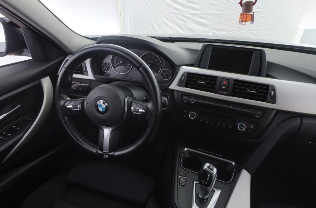BMW 320 2014