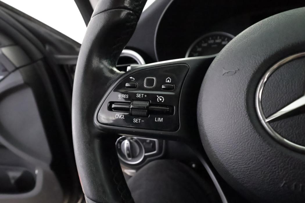 MERCEDES-BENZ C 2019