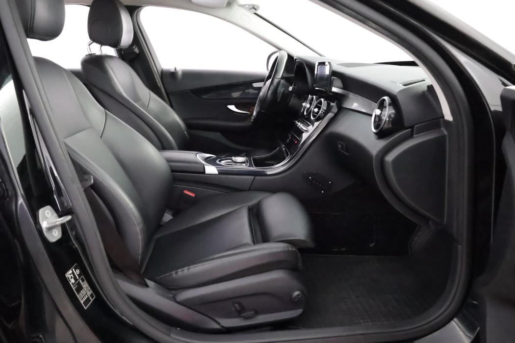 MERCEDES-BENZ C 2019