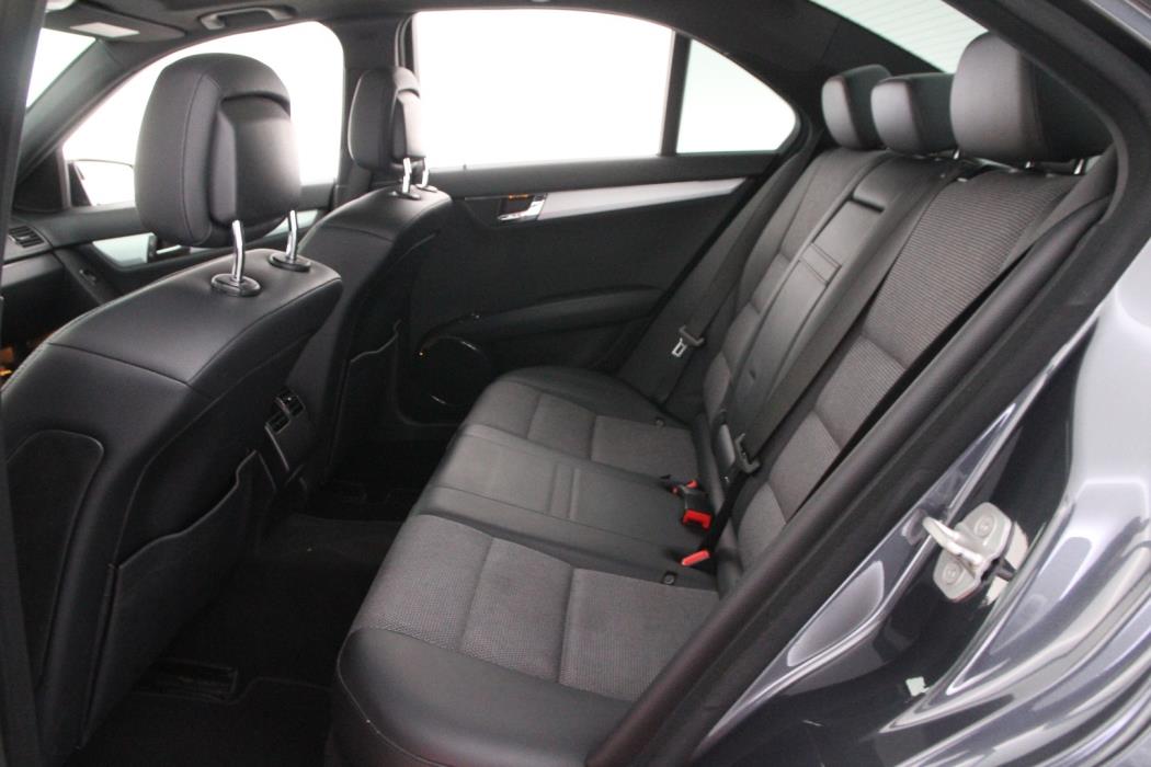 MERCEDES-BENZ C 2010