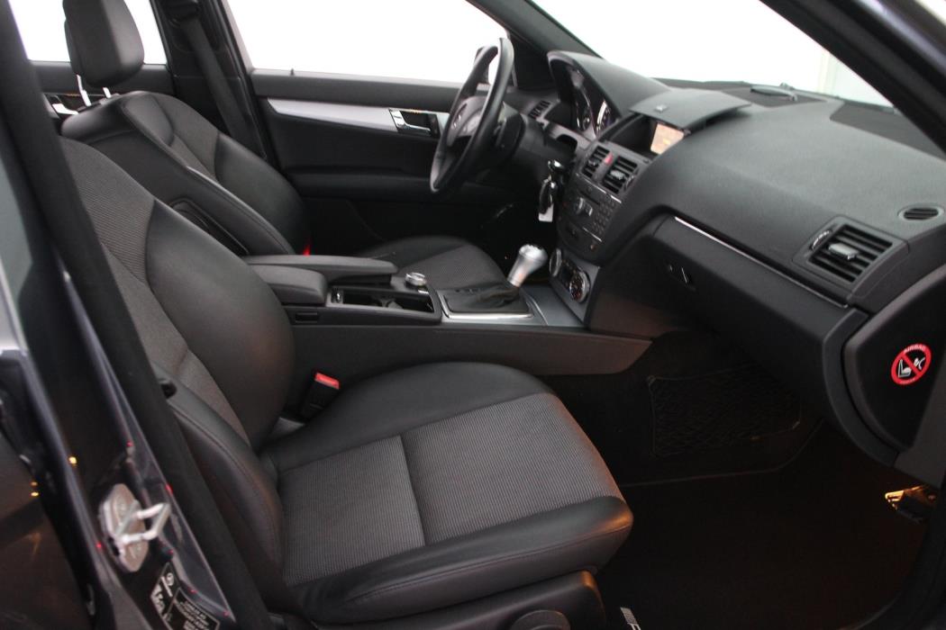 MERCEDES-BENZ C 2010