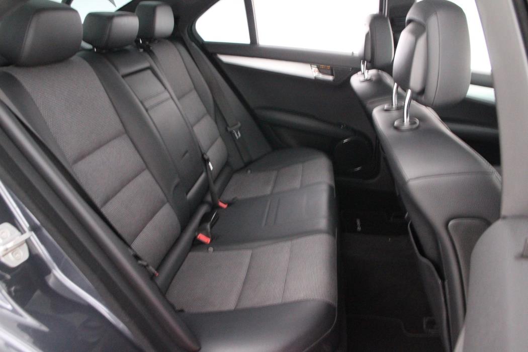 MERCEDES-BENZ C 2010