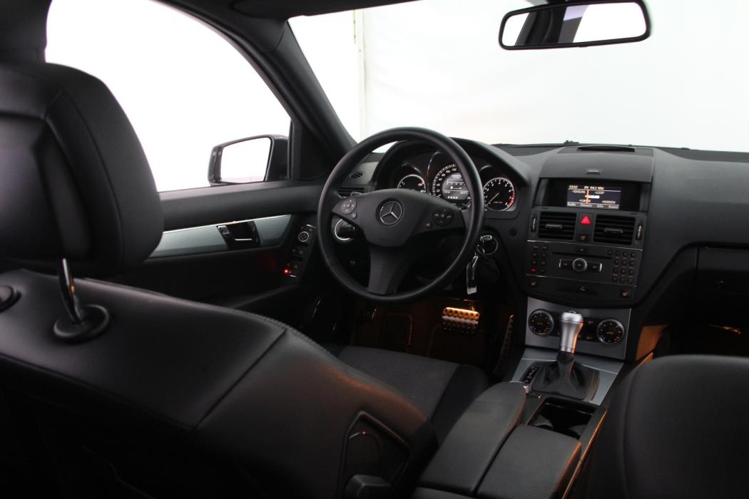 MERCEDES-BENZ C 2010