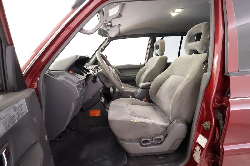 MITSUBISHI Pajero 1999
