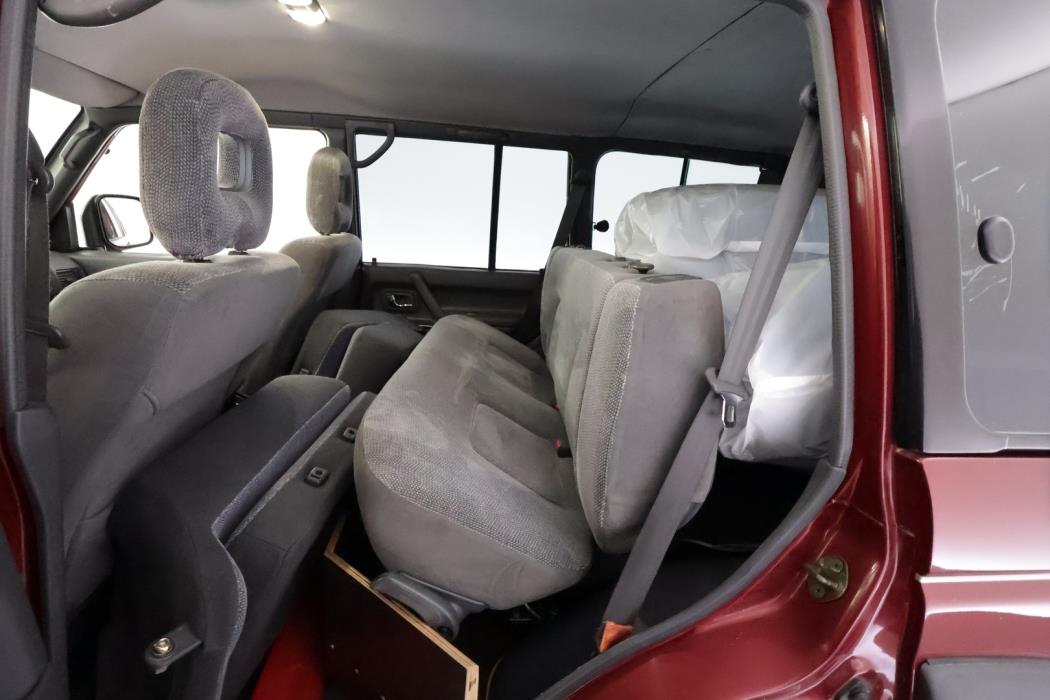 MITSUBISHI Pajero 1999