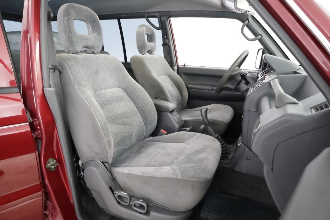 MITSUBISHI Pajero 1999