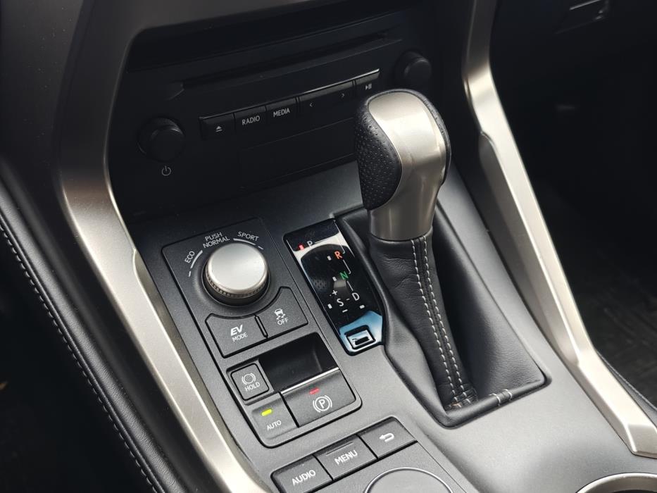 LEXUS NX 2017