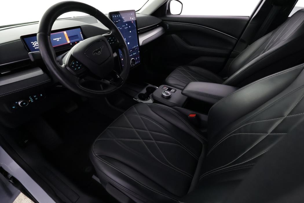 FORD MUSTANG MACH-E 2022