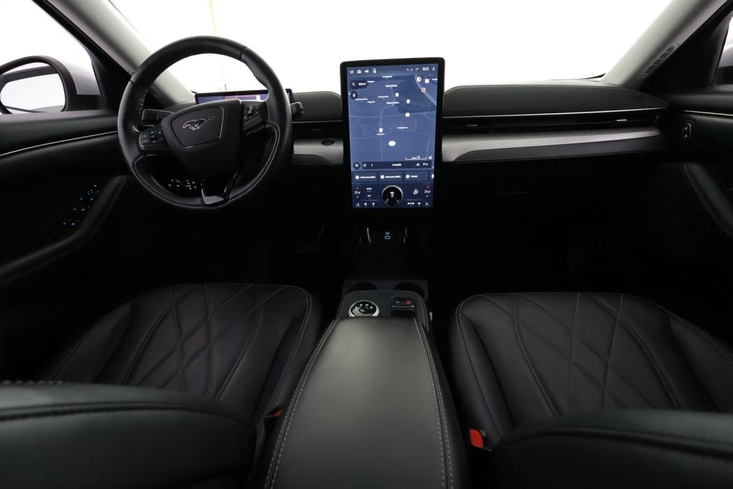 FORD MUSTANG MACH-E 2022