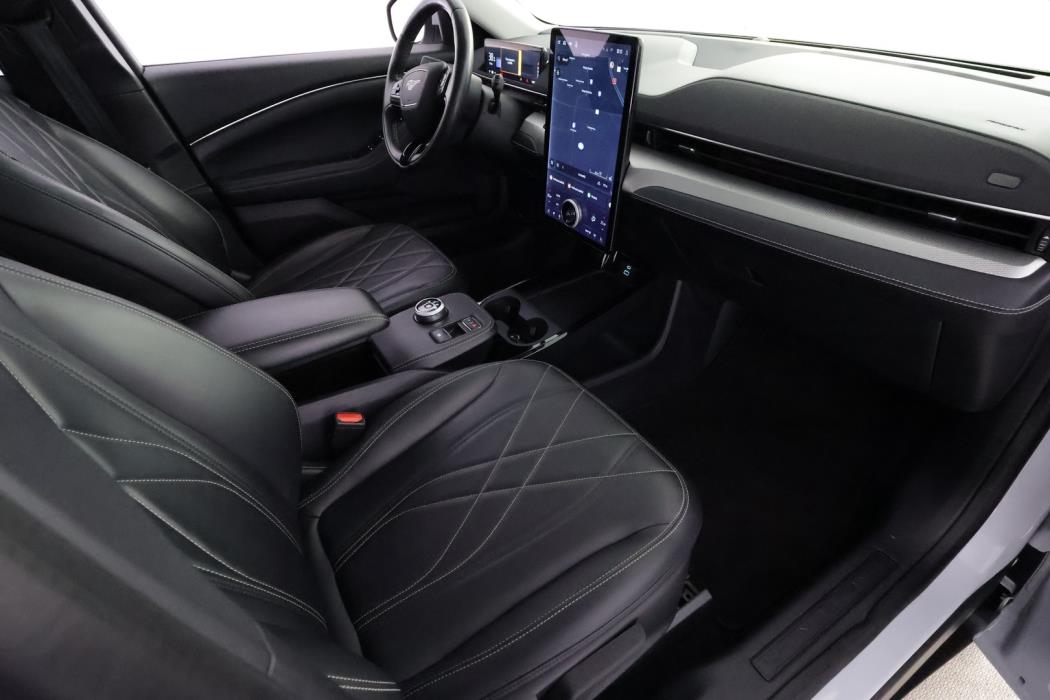 FORD MUSTANG MACH-E 2022
