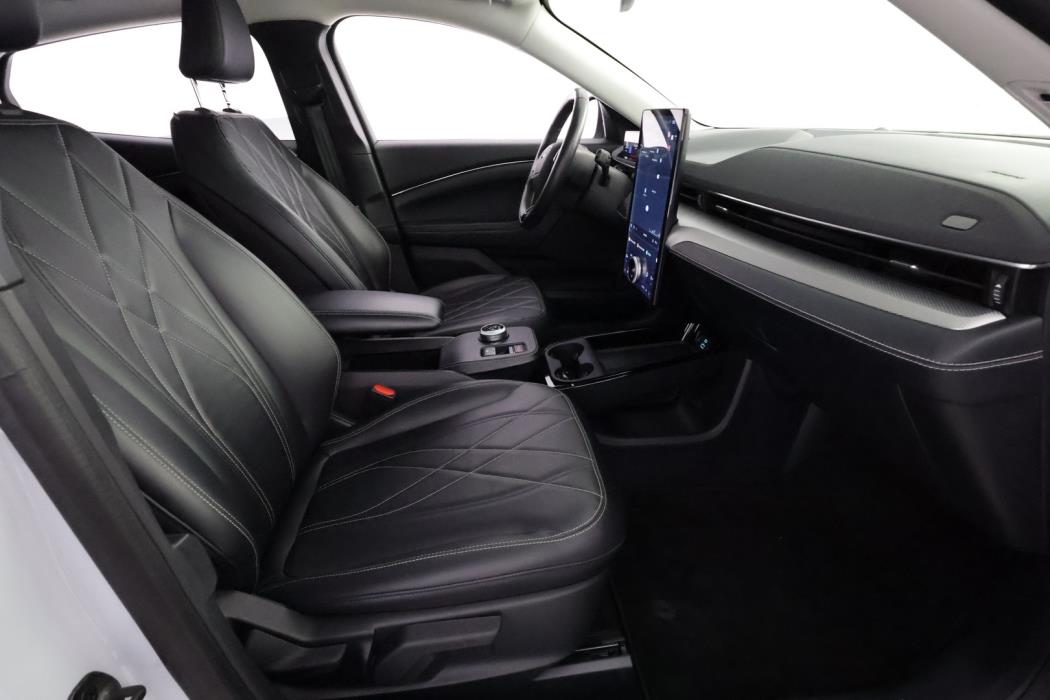 FORD MUSTANG MACH-E 2022