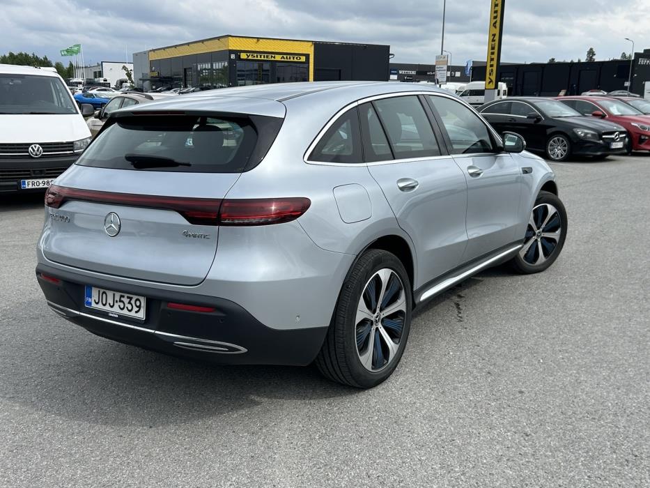 MERCEDES-BENZ EQC 2022
