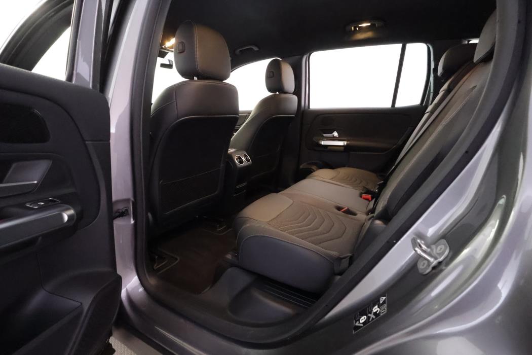 MERCEDES-BENZ EQB 2025