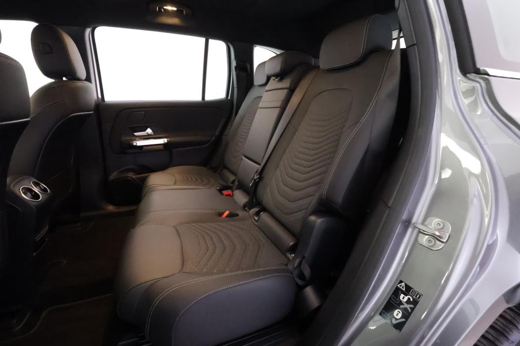 MERCEDES-BENZ EQB 2025