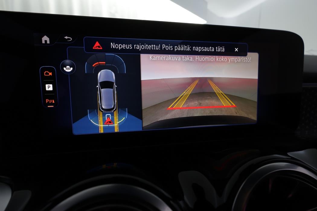 MERCEDES-BENZ EQB 2025