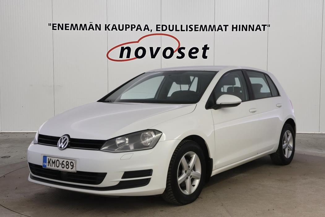 VOLKSWAGEN Golf 2014