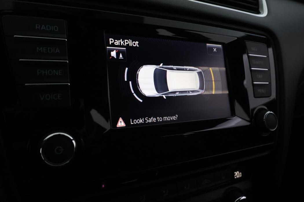 SKODA Octavia 2014