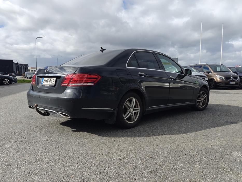 MERCEDES-BENZ E 2014