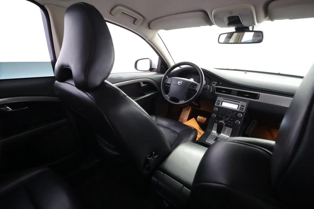 VOLVO V70 2007