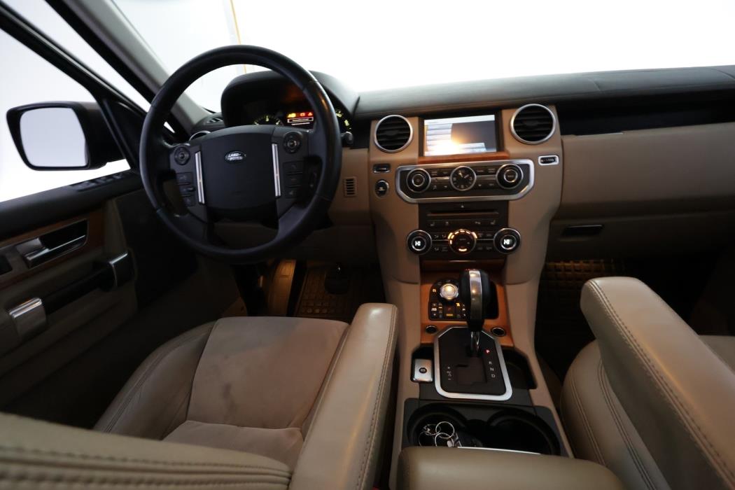 LAND ROVER Discovery 2011