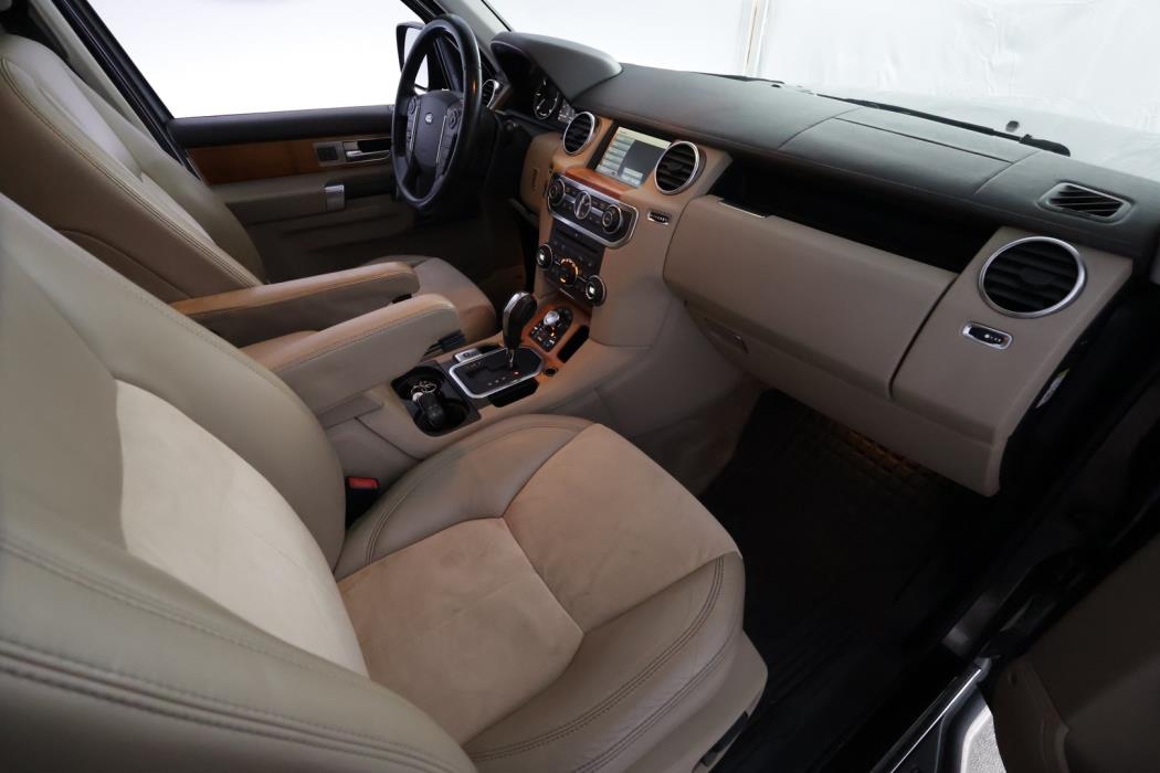 LAND ROVER Discovery 2011