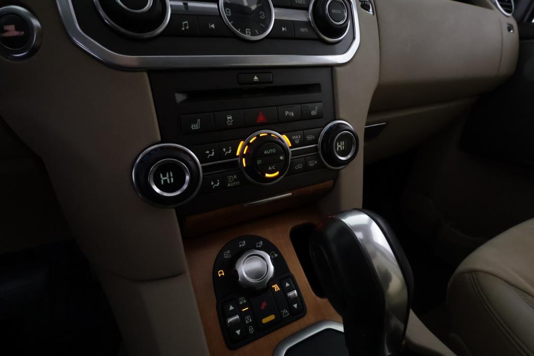 LAND ROVER Discovery 2011