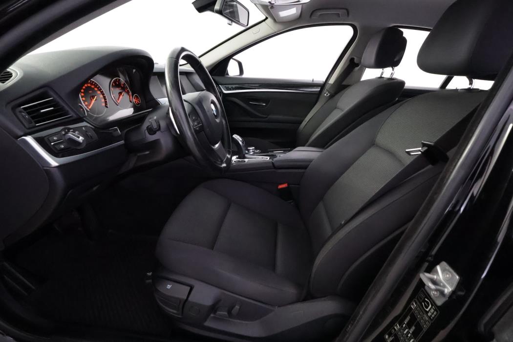 BMW 520 2012