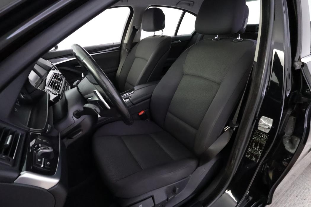 BMW 520 2012