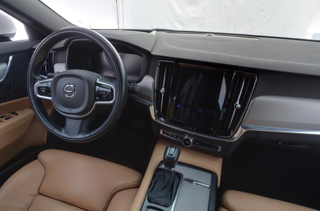 VOLVO S90 2017