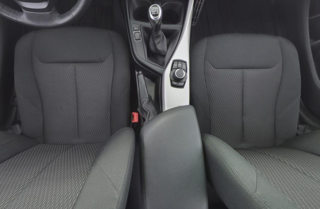 BMW 118 2018