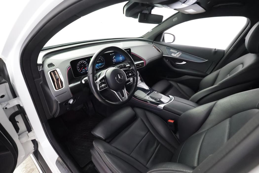 MERCEDES-BENZ EQC 2020