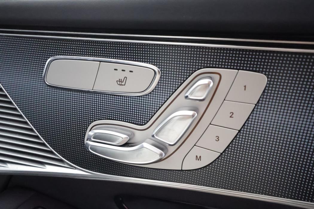 MERCEDES-BENZ EQC 2020