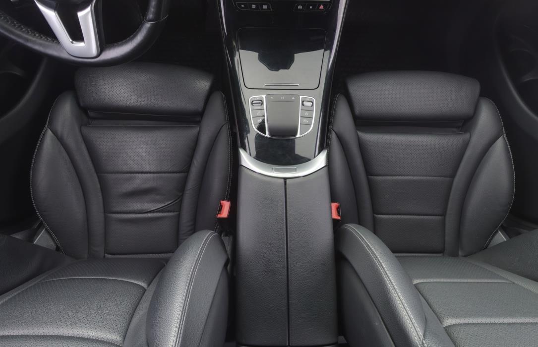 MERCEDES-BENZ EQC 2020