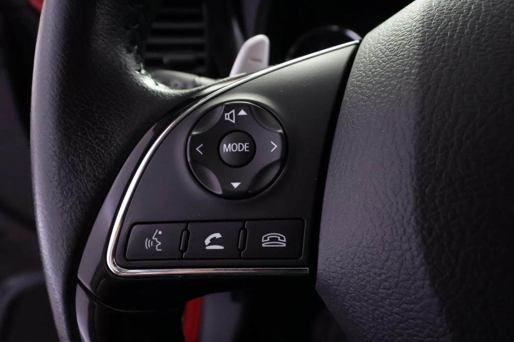 MITSUBISHI Outlander 2016