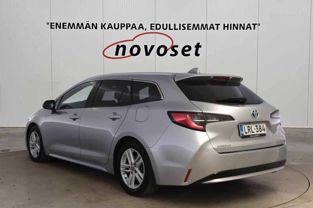 TOYOTA Corolla 2023